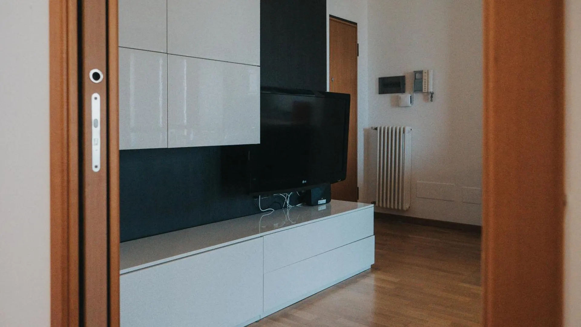 Tolstoi Apartment Milan