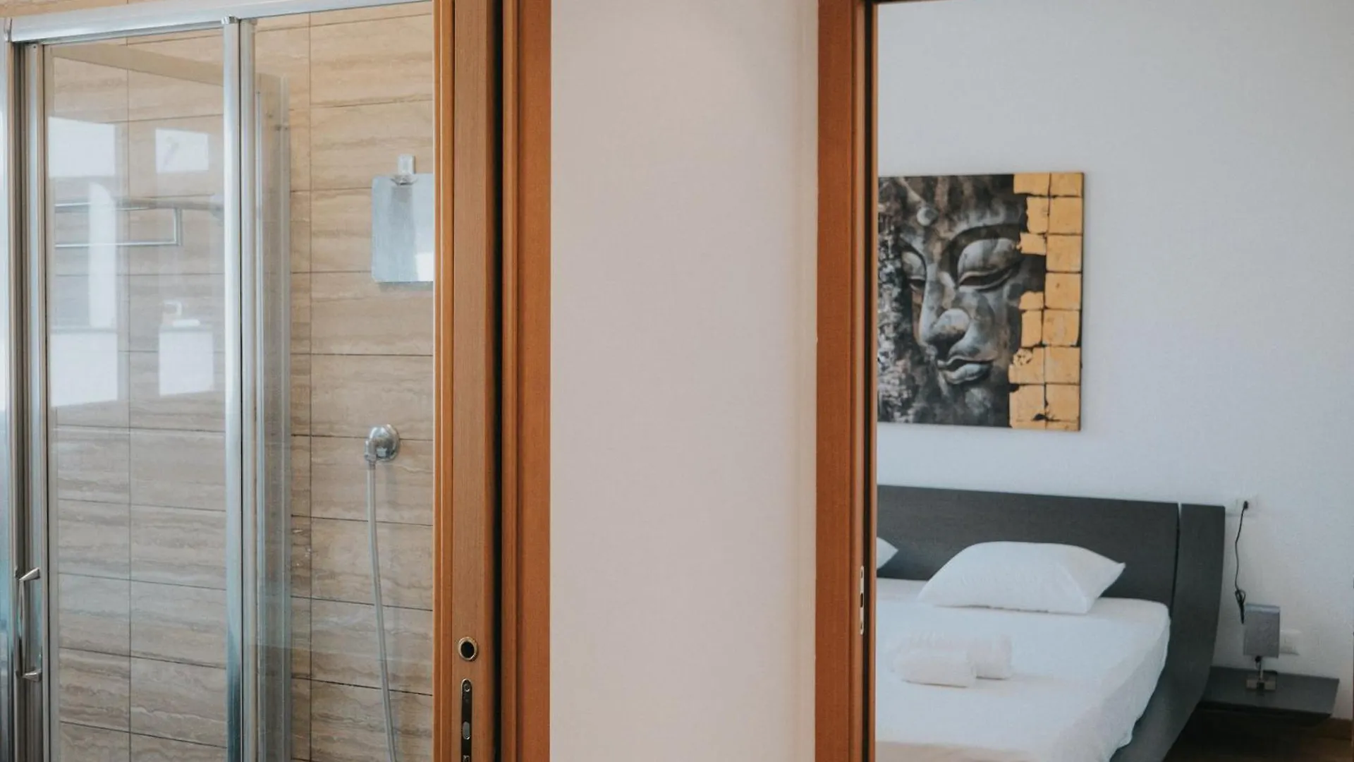 Tolstoi Apartment Milan