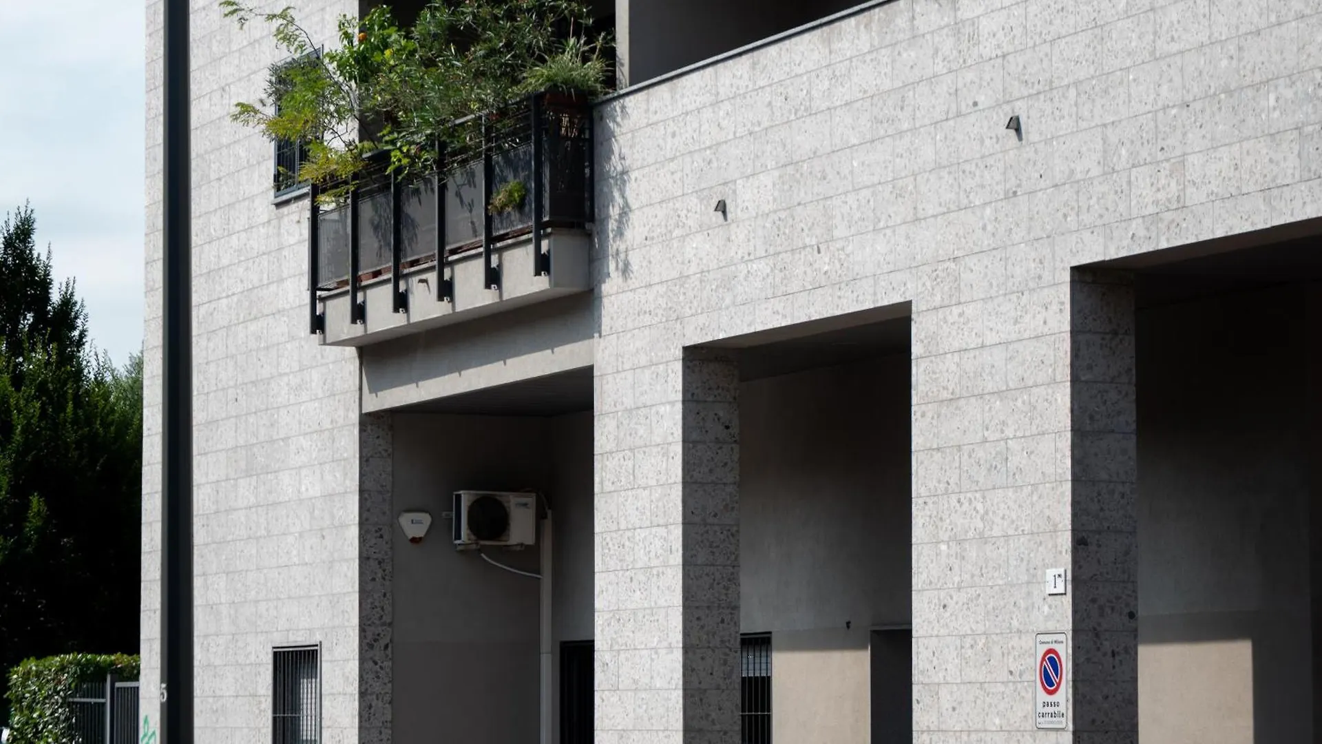 Tolstoi Apartment Milan 0*,